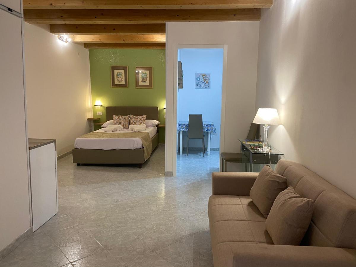 Tanto Di Cappello Home Palermo Bagian luar foto