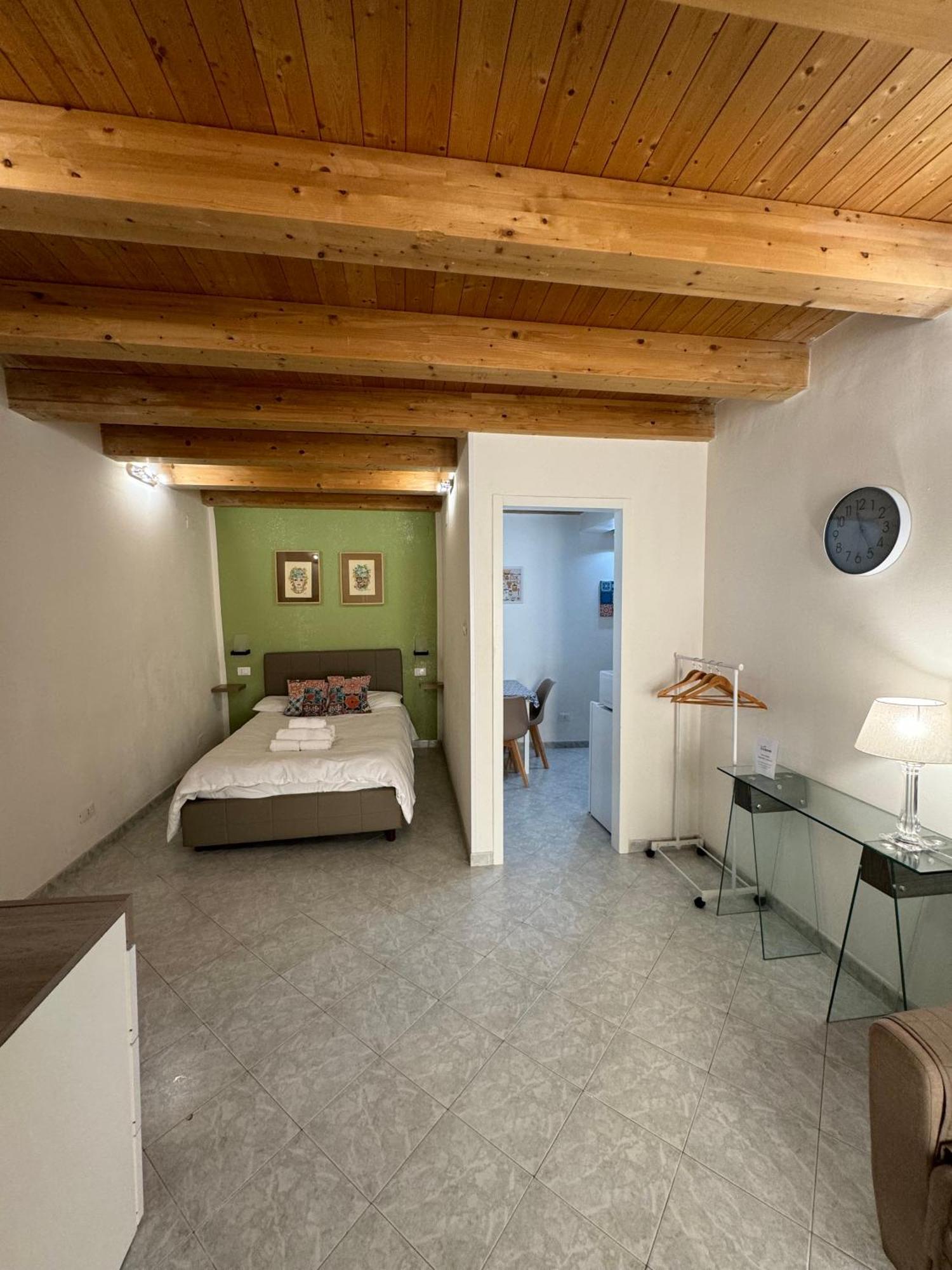 Tanto Di Cappello Home Palermo Bagian luar foto